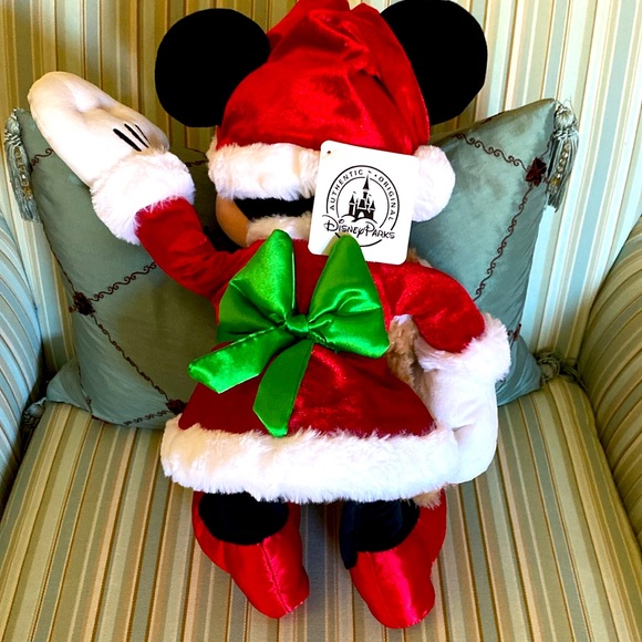 CHRISTMAS🎄DISNEY PARKS AUTHENTIC SANTA MINNIE MOUSE WITH DUFFY DISNEY BEAR NWT - Picture 11 of 17